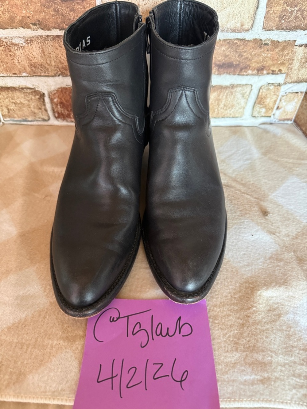 Tecovas women’s The Jenny Black Leather zip up ankle Boots